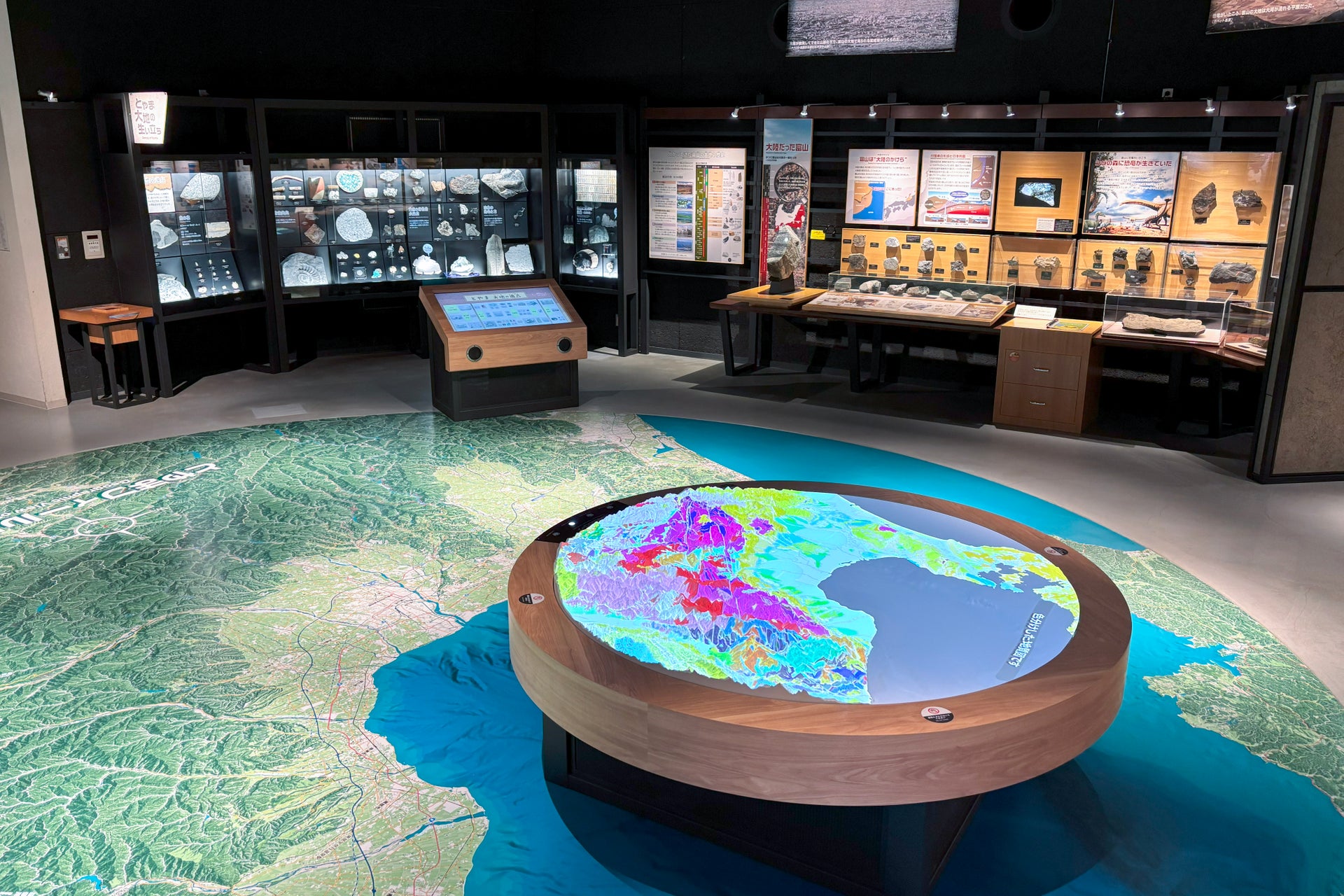 富山市科学博物館2